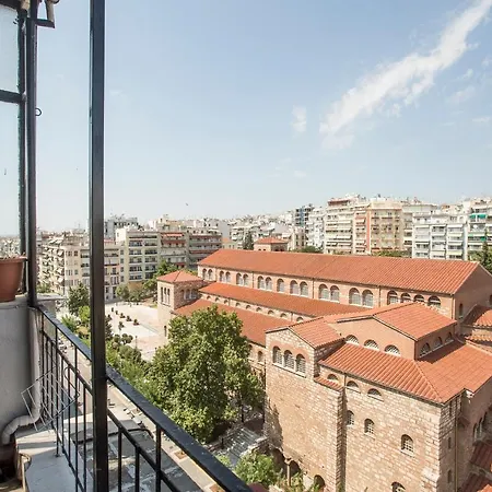 Apartment Closer 